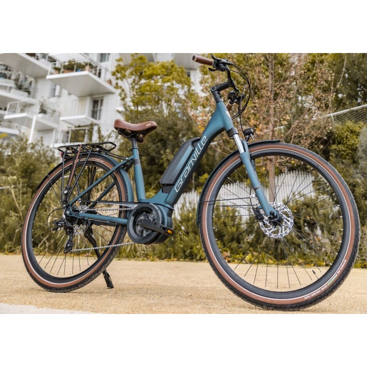 Vélo de ville électrique GRANVILLE E-Urban 30 - 400WH | Ovelo