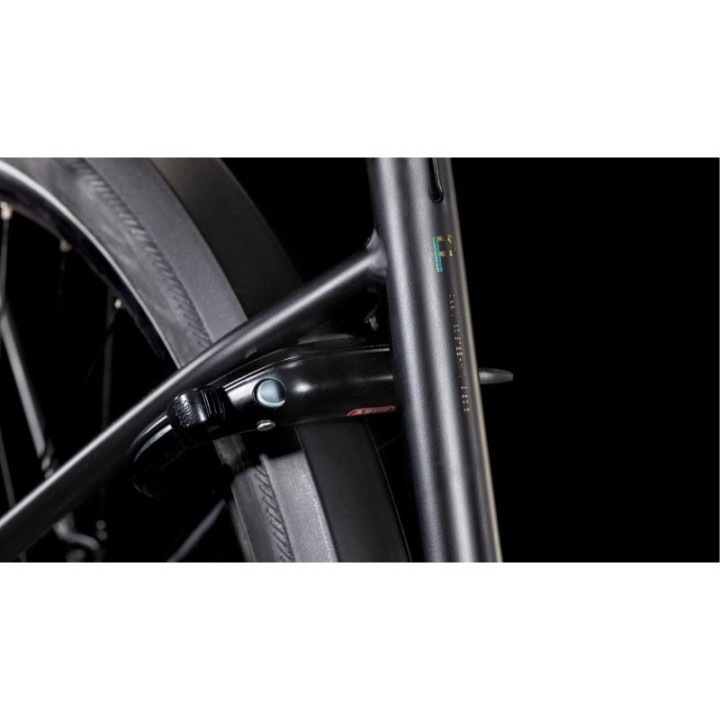 Vélo de ville électrique CUBE Supreme Hybrid Pro 625 | Ovelo