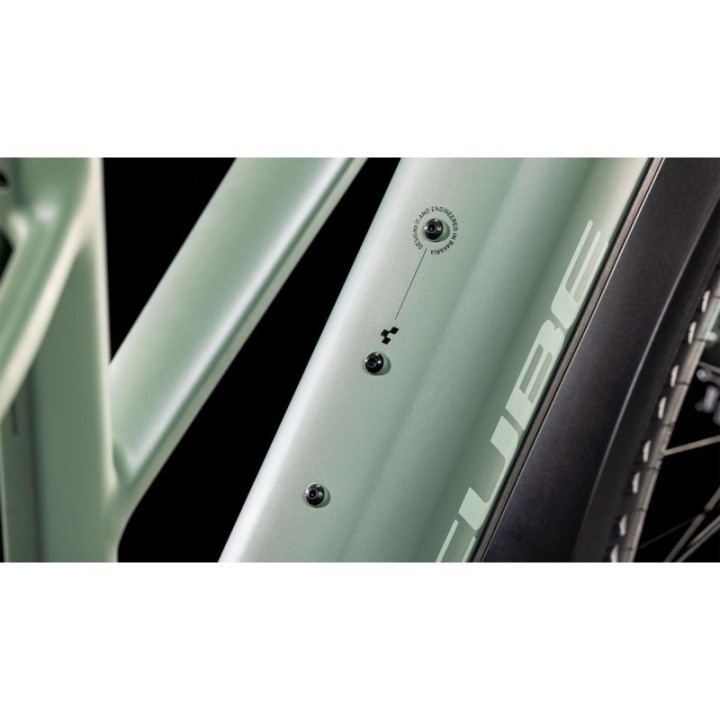VTC électrique CUBE Nuride Hybrid Pro 800 Allroad | Ovelo