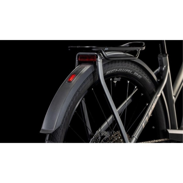 VTC électrique CUBE Kathmandu Hybrid ONE 800 | Ovelo