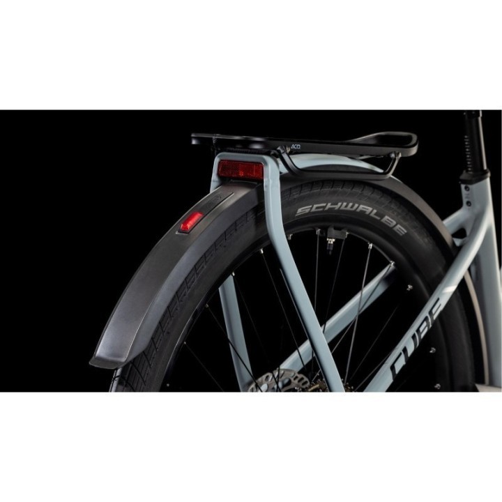 VTC électrique CUBE Kathmandu Hybrid EX 800 | Ovelo