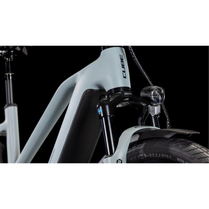 VTC électrique CUBE Kathmandu Hybrid EX 800 | Ovelo