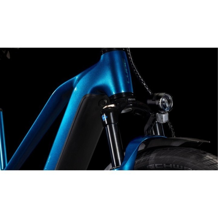 VTC électrique CUBE Kathmandu Hybrid EX 800 | Ovelo