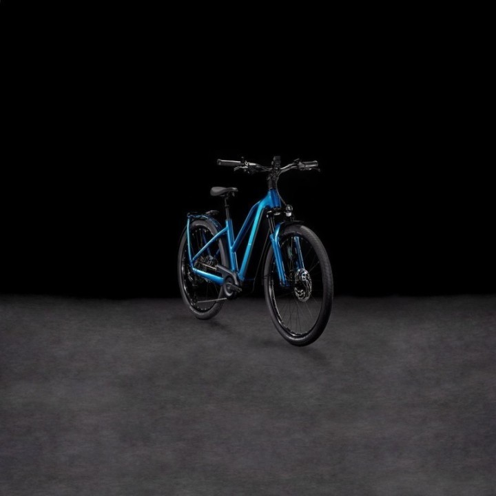 VTC électrique CUBE Kathmandu Hybrid EX 800 | Ovelo
