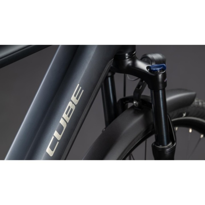 VTC électrique CUBE Touring Hybrid ONE 600 | Ovelo