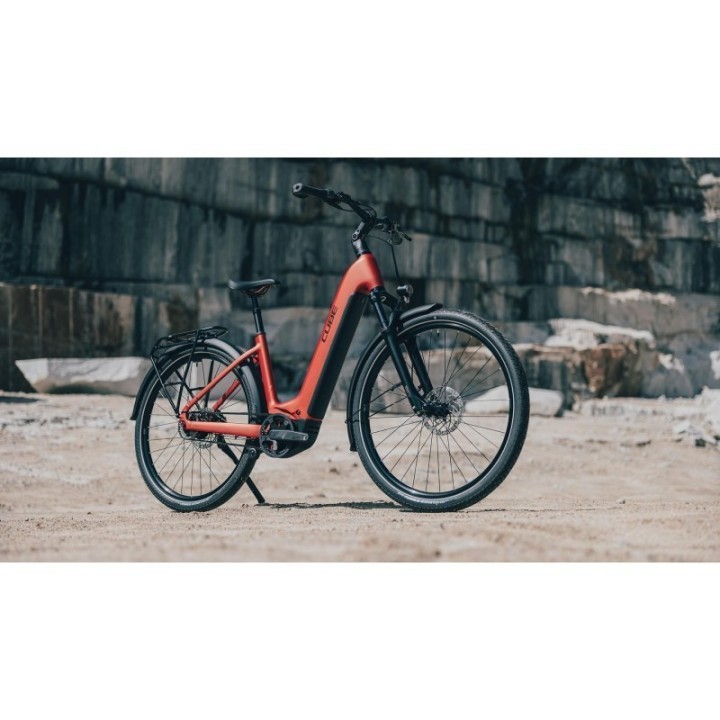 VTC électrique CUBE Touring Hybrid Comfort SLX 800 | Ovelo