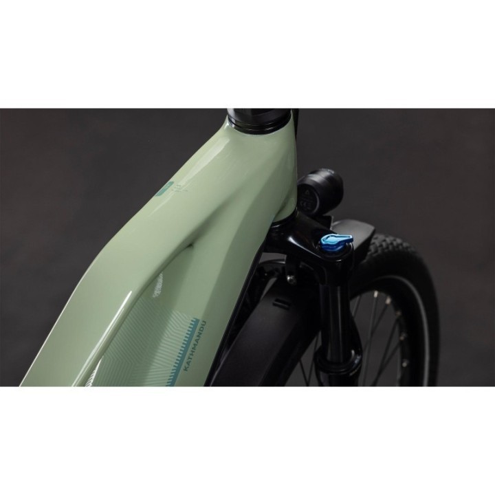 VTC électrique CUBE Kathmandu Hybrid ONE 800 | Ovelo