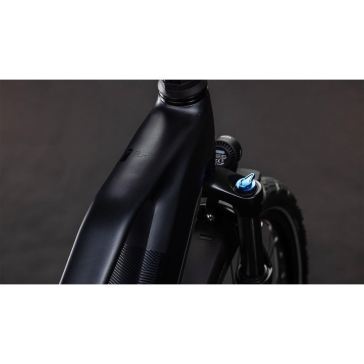 VTC électrique CUBE Kathmandu Hybrid Pro 800 | Ovelo