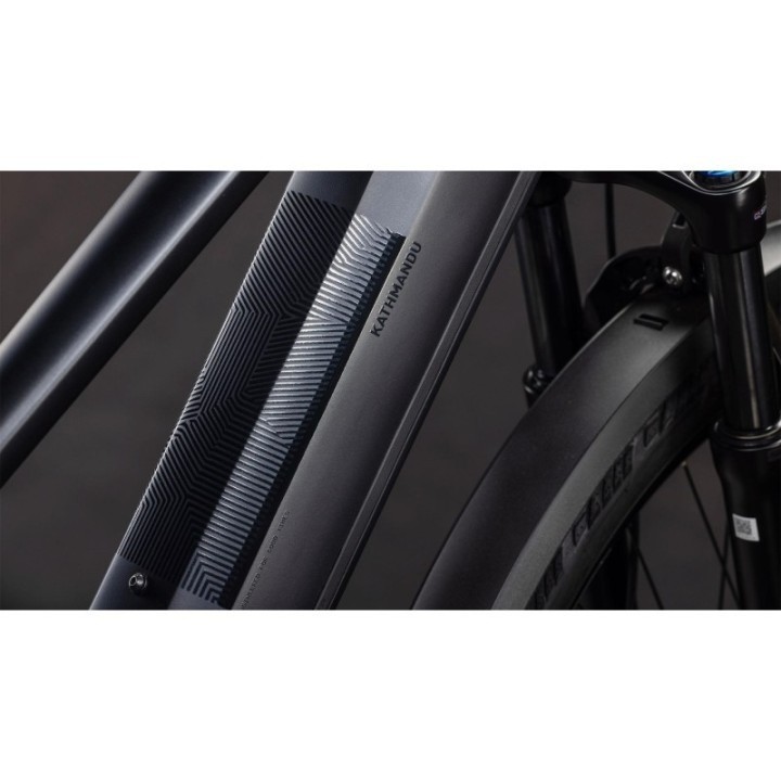 VTC électrique CUBE Kathmandu Hybrid Pro 800 | Ovelo