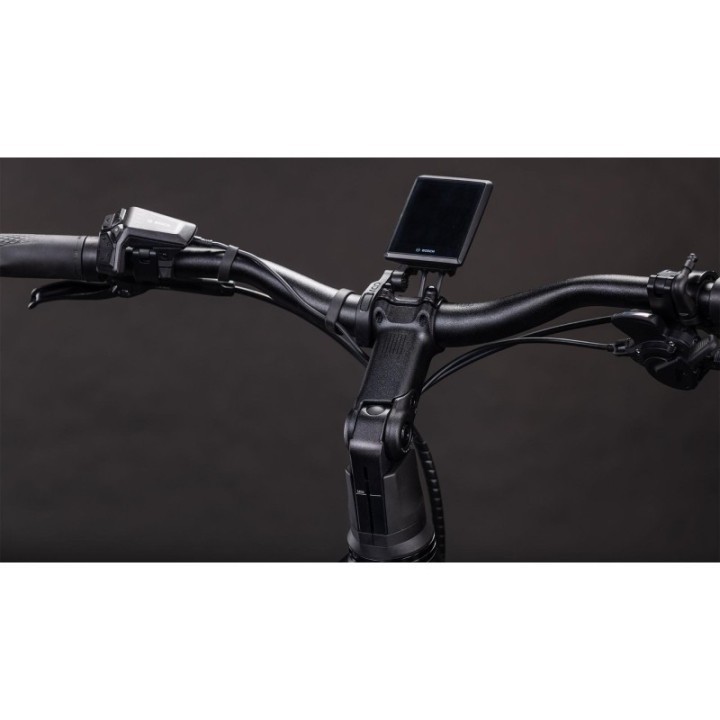 VTC électrique CUBE Kathmandu Hybrid Pro 800 | Ovelo