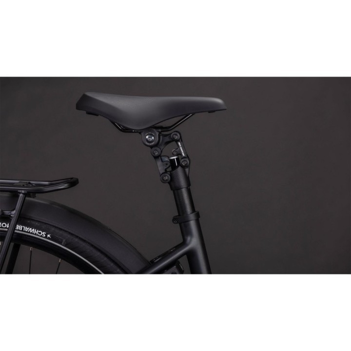 Vélo de ville électrique CUBE Supreme Hybrid Comfort Pro 600 | Ovelo