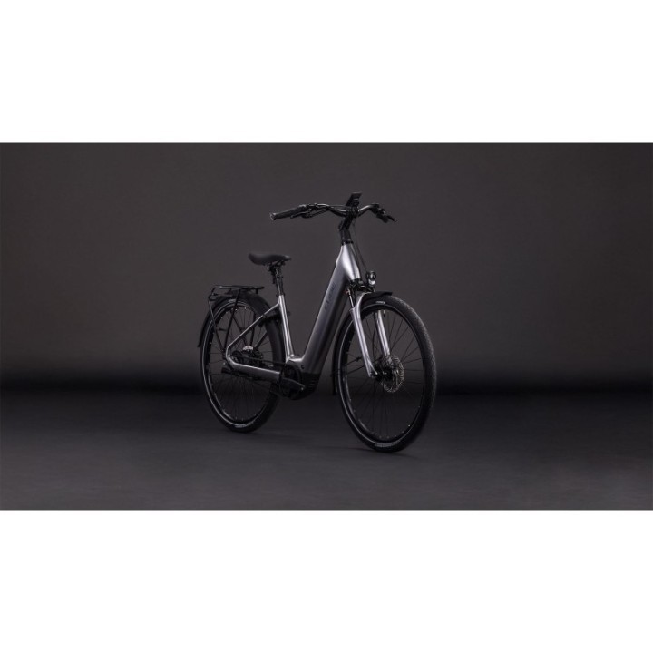 Vélo de ville électrique CUBE Supreme Hybrid Deluxe Pro 600 | Ovelo