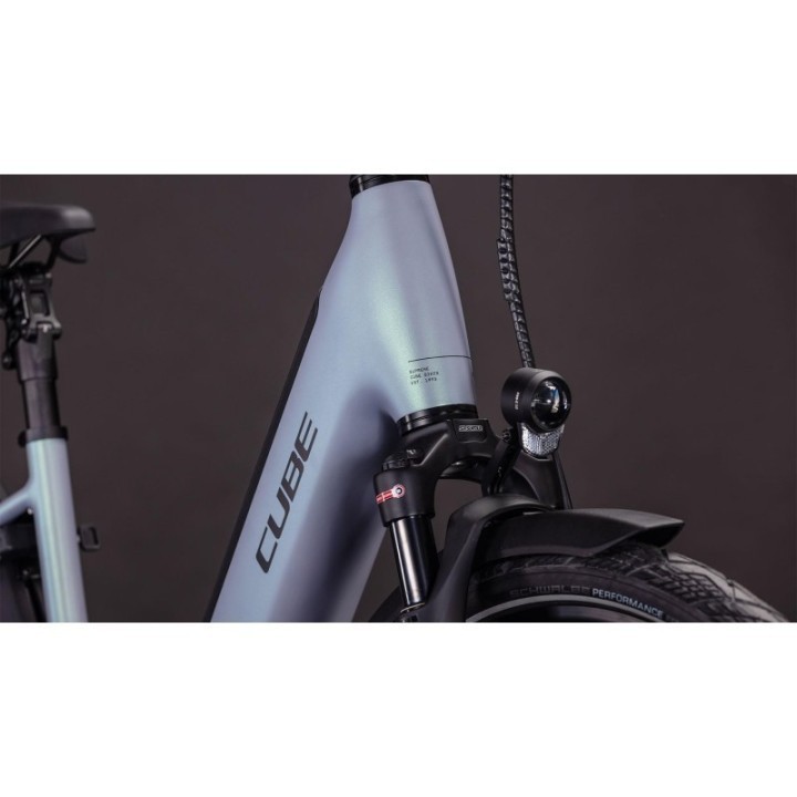 Vélo de ville électrique CUBE Supreme Hybrid Deluxe SLX 600 | Ovelo