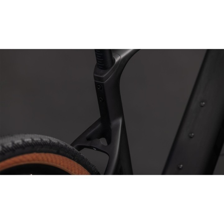 VTC électrique CUBE Nuroad Hybrid C:62 EXC 400X | Ovelo