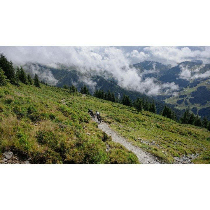 VTT électrique CUBE AMS Hybrid 177 C:62 TM 600X | Ovelo