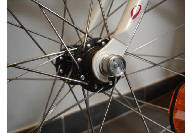 https://www.ovelo.fr/15483/bike-lock-for-wheel-axle-front-tie-rod.jpg