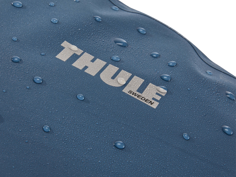 https://www.ovelo.fr/19256-thickbox_extralarge/paire-de-sacoches-thule-shield-pannier-l-pair-bleu.jpg