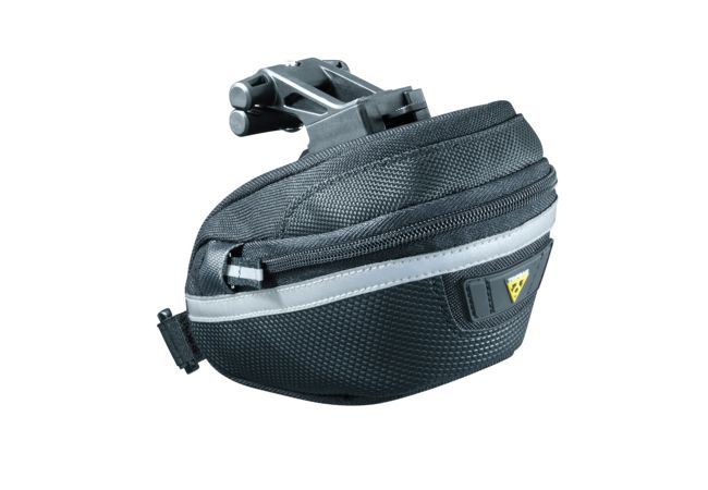 https://www.ovelo.fr/22886/topeak-aero-wedge-pack-ii-small-saddle-bag.jpg