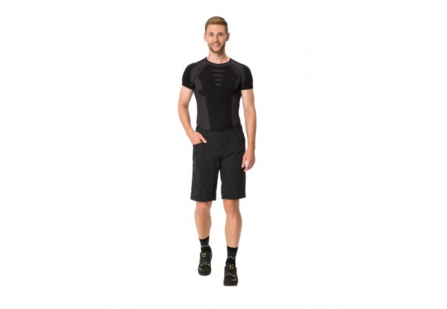 https://www.ovelo.fr/26379/hommes-tamaro-short-cycliste-black-s-.jpg