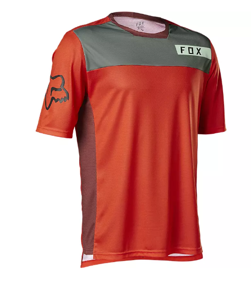 https://www.ovelo.fr/26900-thickbox_extralarge/maillot-fox-defend-ss-jersey-moth-fluo-rouge-taille-large.jpg