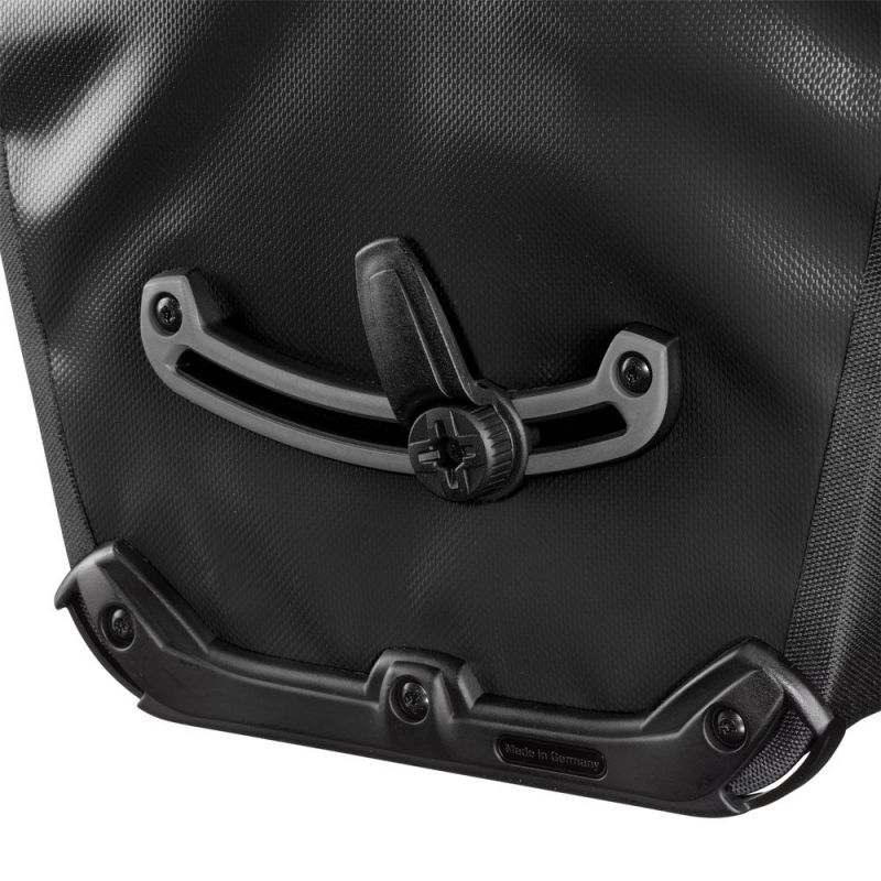 https://www.ovelo.fr/31483-thickbox_extralarge/2x-sacoches-arriere-ortlieb-back-packer-classic-2x20l.jpg