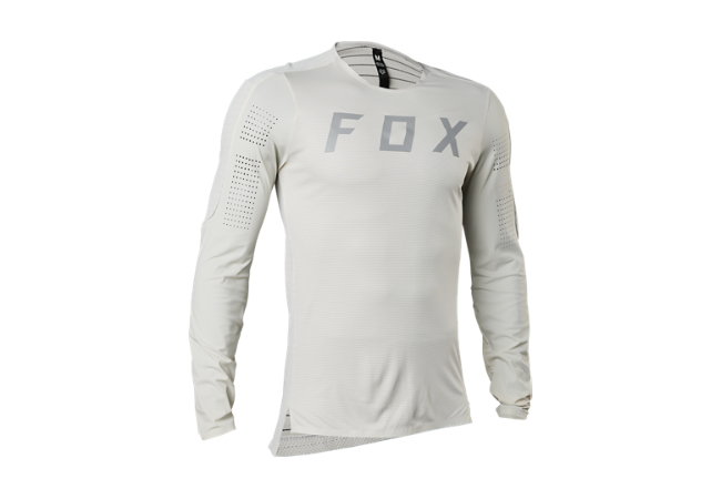 https://www.ovelo.fr/32678/maillot-homme-a-manches-longues-fox-flexair-pro-orange.jpg