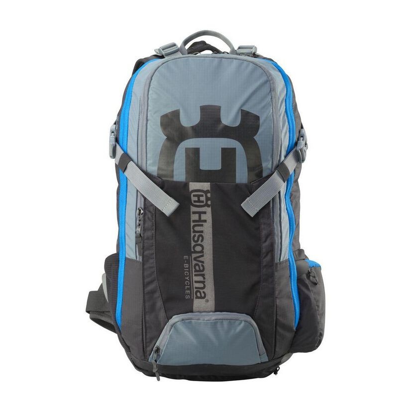 https://www.ovelo.fr/33739-thickbox_extralarge/discover-backpack-l-noir-bleu.jpg