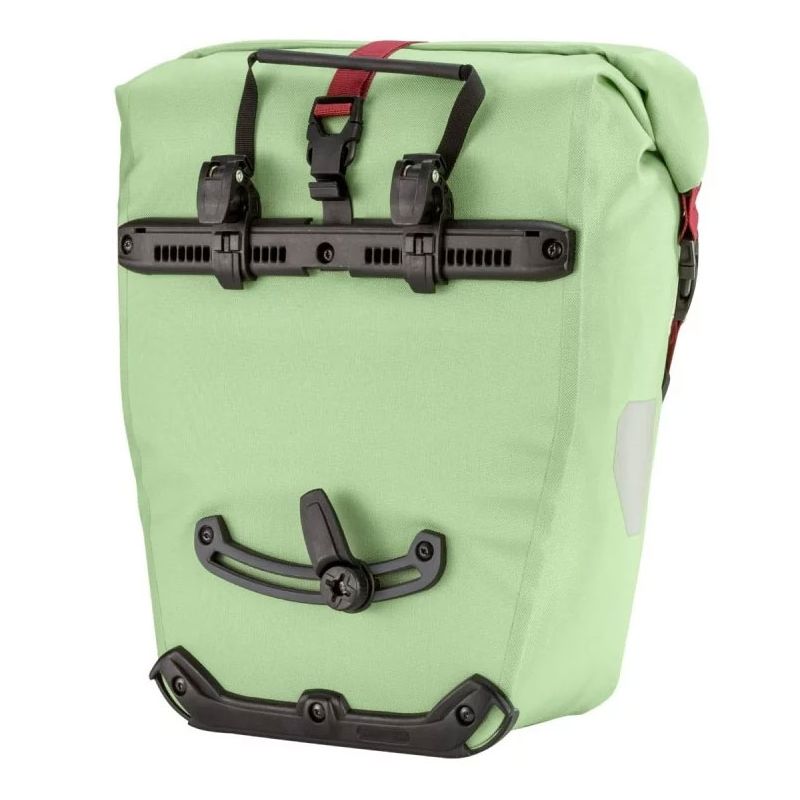 https://www.ovelo.fr/36092-thickbox_extralarge/sacoche-arriere-single-ortlieb-design-20l-vert.jpg