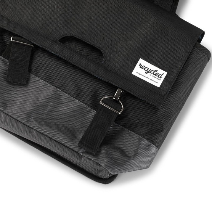 Urban Proof Paire Sacoches Velo 40L recyclees Noir/Gris | Ovelo