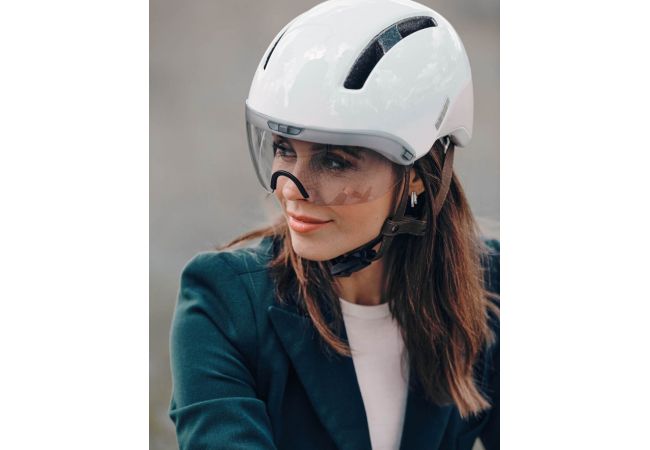 https://www.ovelo.fr/38881/casque-hjc-calido-plus-blanc.jpg