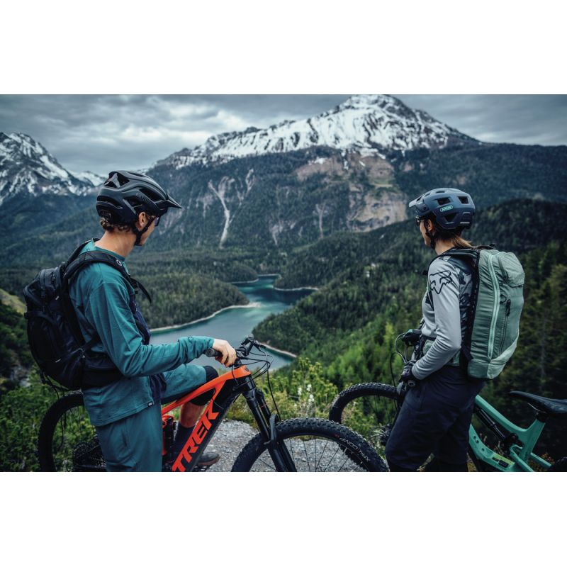 https://www.ovelo.fr/39395-thickbox_extralarge/casque-abus-cliffhanger-ts-cm-pine-green.jpg