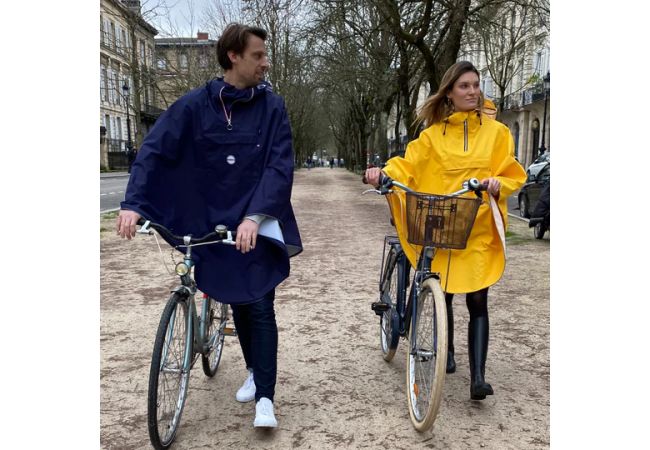 https://www.ovelo.fr/41028/cape-de-pluie-velo-breton-polyester-100-recycle.jpg