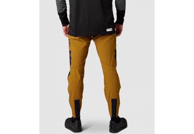 https://www.ovelo.fr/41585/pantalon-homme-fox-defend-marron.jpg