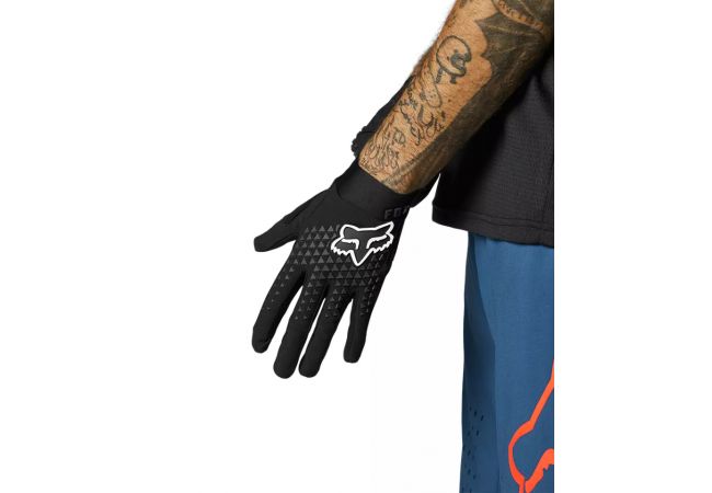 https://www.ovelo.fr/42439/gants-fox-defend-tail-noir.jpg
