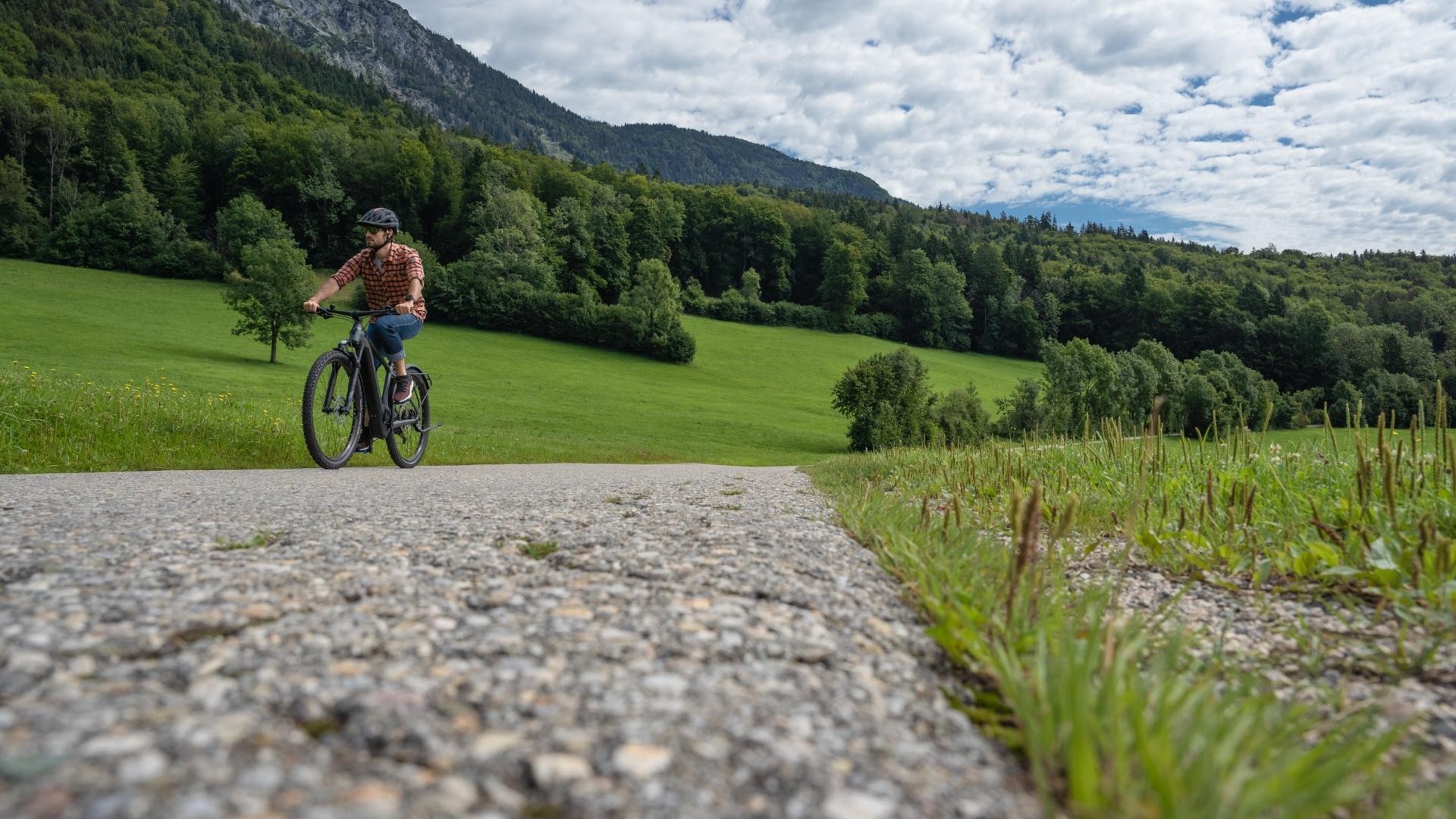 https://www.ovelo.fr/49024-thickbox_extralarge/reaction-hybrid-pro-allroad-800wh.jpg