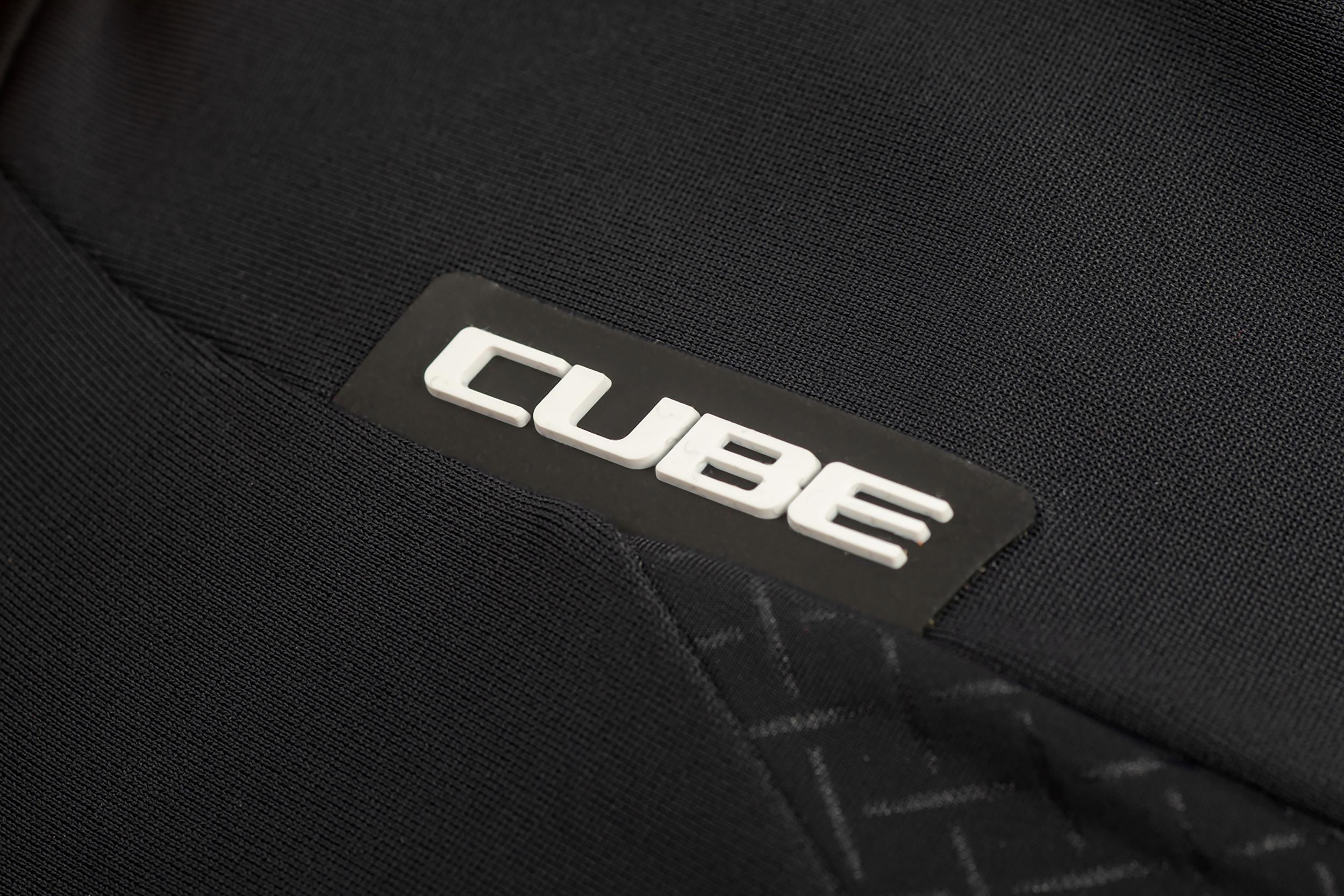 https://www.ovelo.fr/51782-thickbox_extralarge/cube-road-xc-ws-bib-shorts.jpg