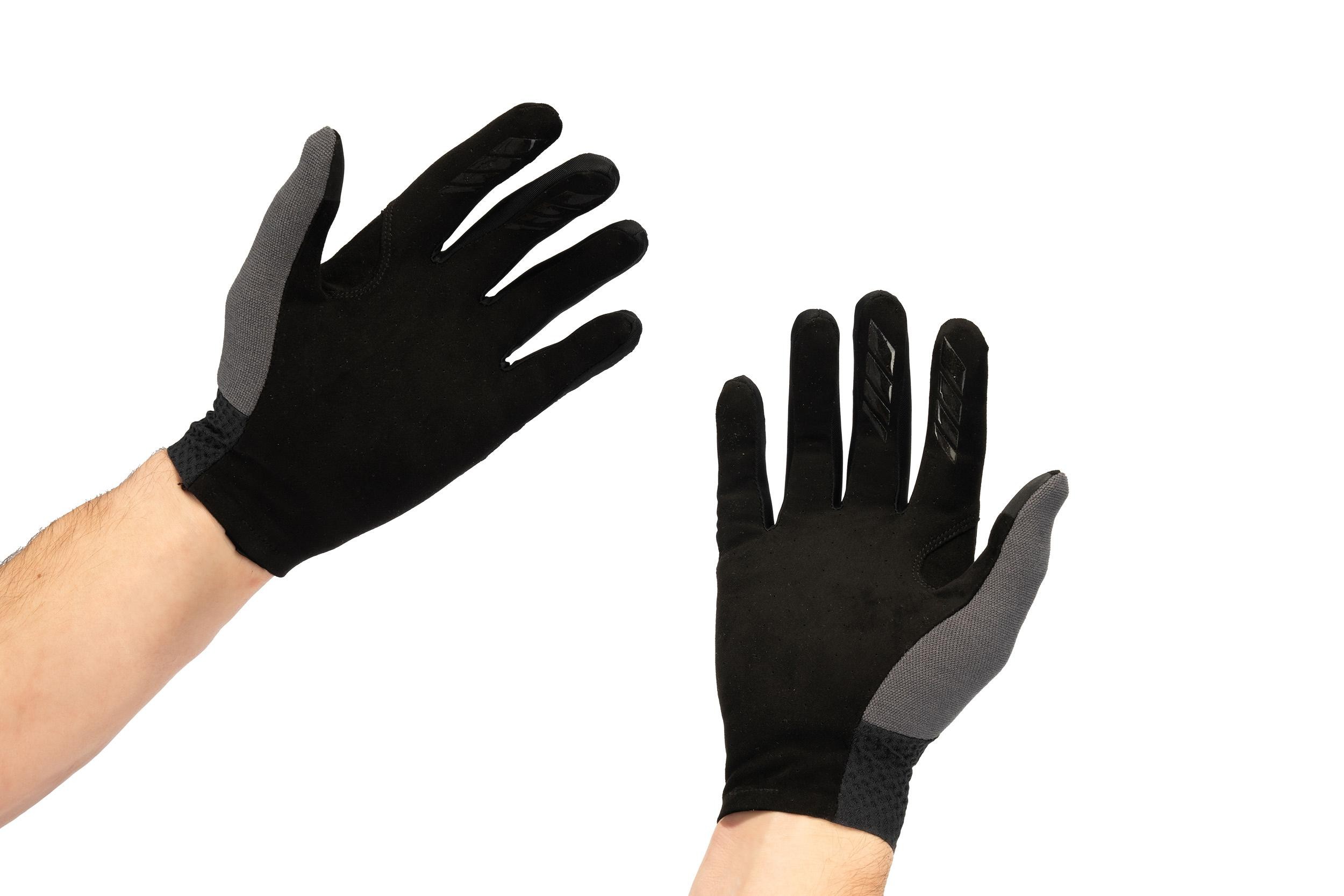 https://www.ovelo.fr/53490-thickbox_extralarge/cube-gloves-race-long-finger.jpg