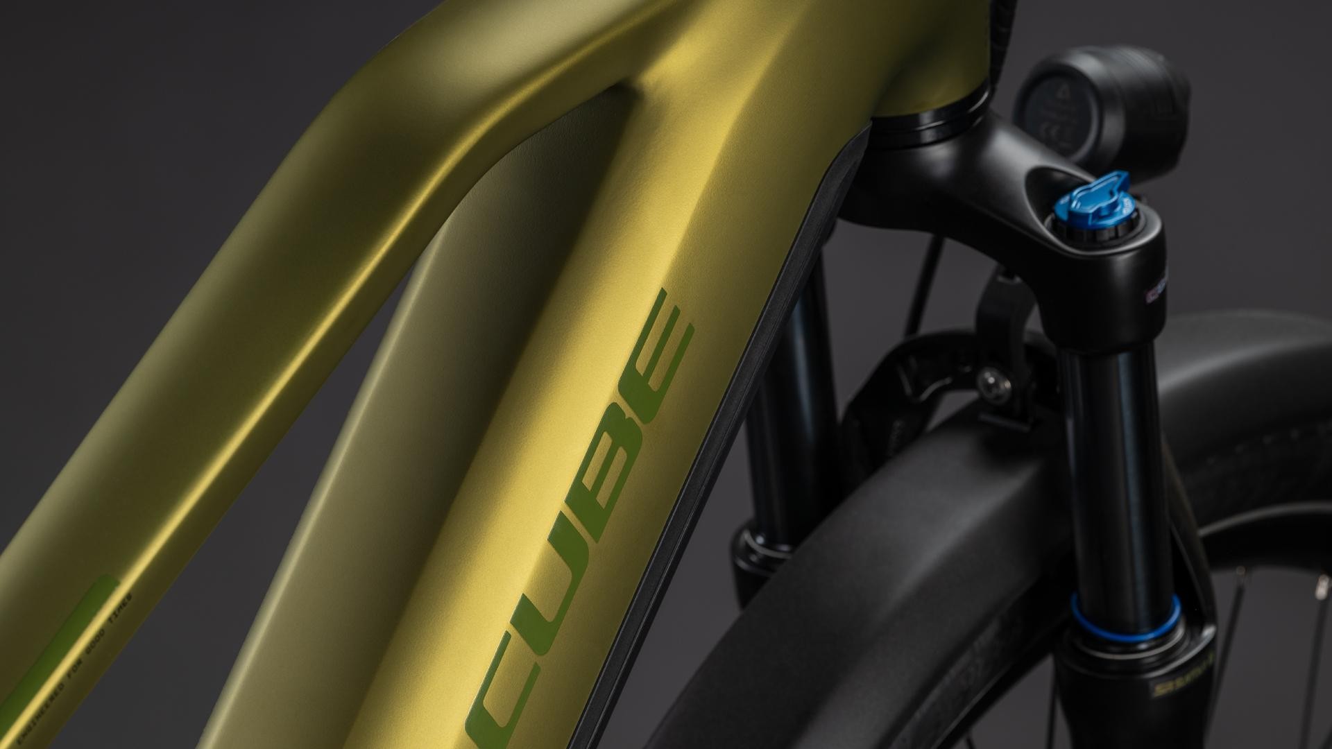 https://www.ovelo.fr/61163-thickbox_extralarge/Touring-Hybrid-Pro-800.jpg