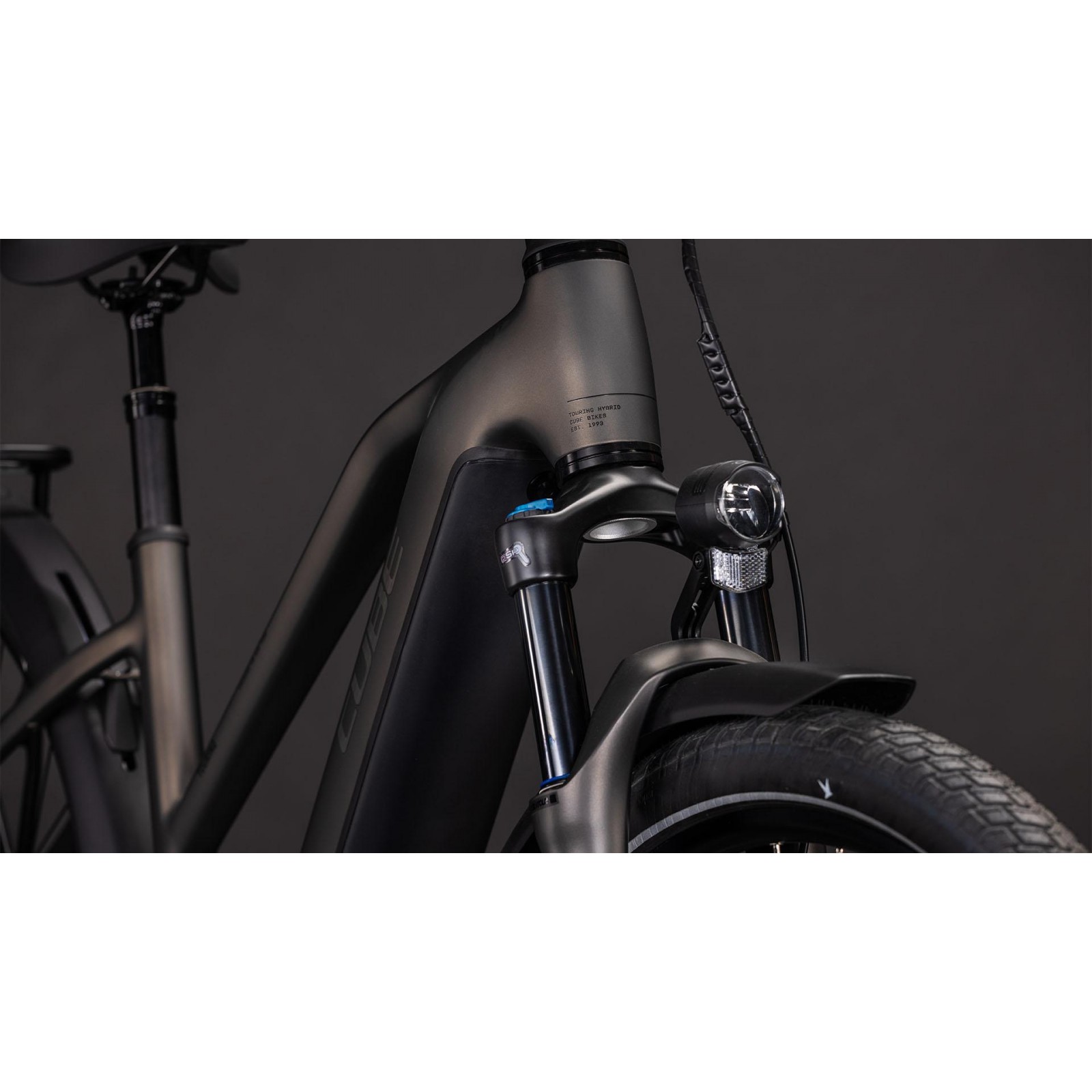 Touring Hybrid Comfort SLX 800